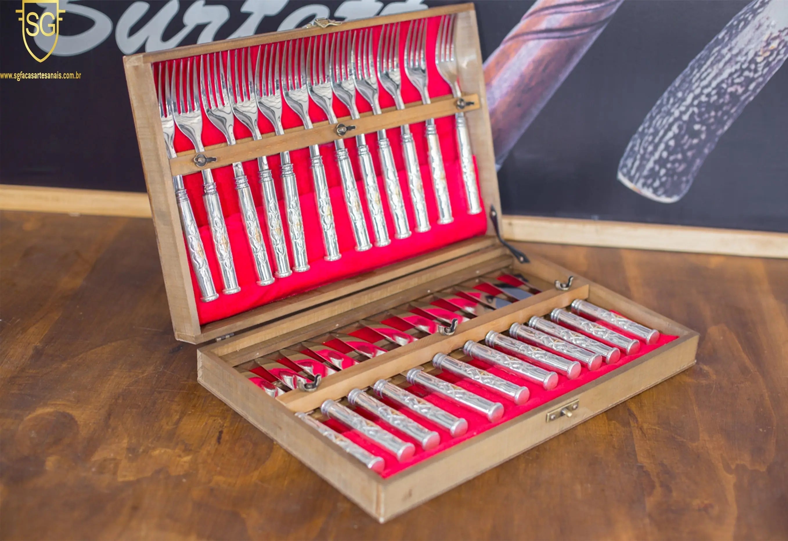 Conj de Talher 24 peças- Prata e Ouro Facas SG