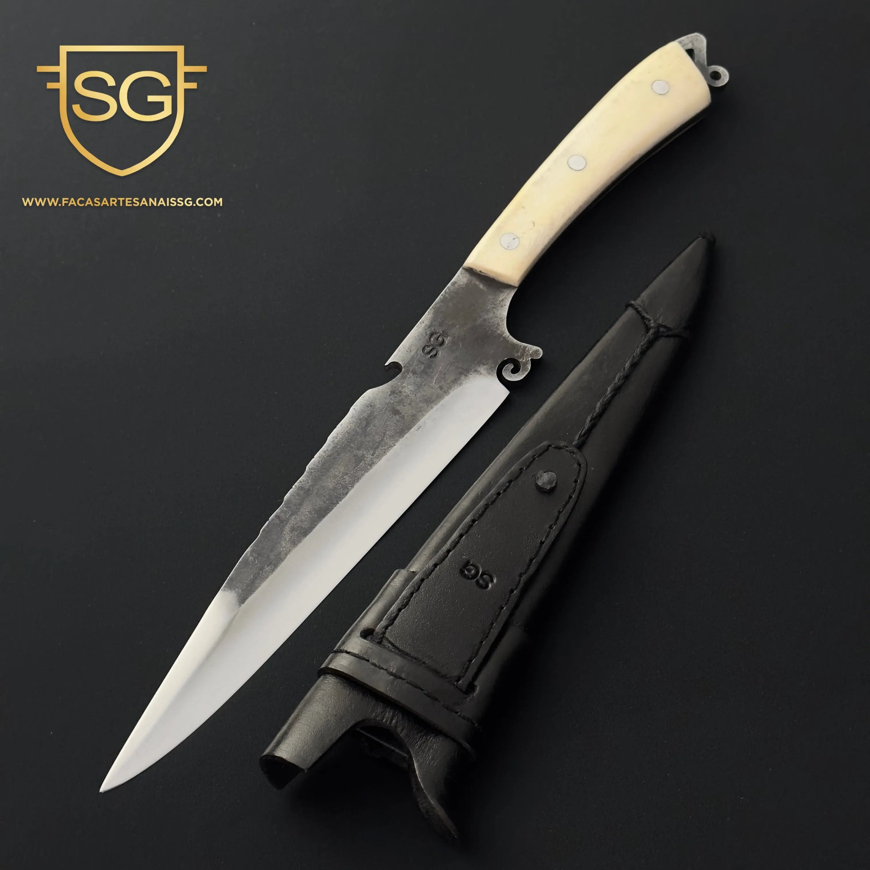 Picaço Carbono Osso