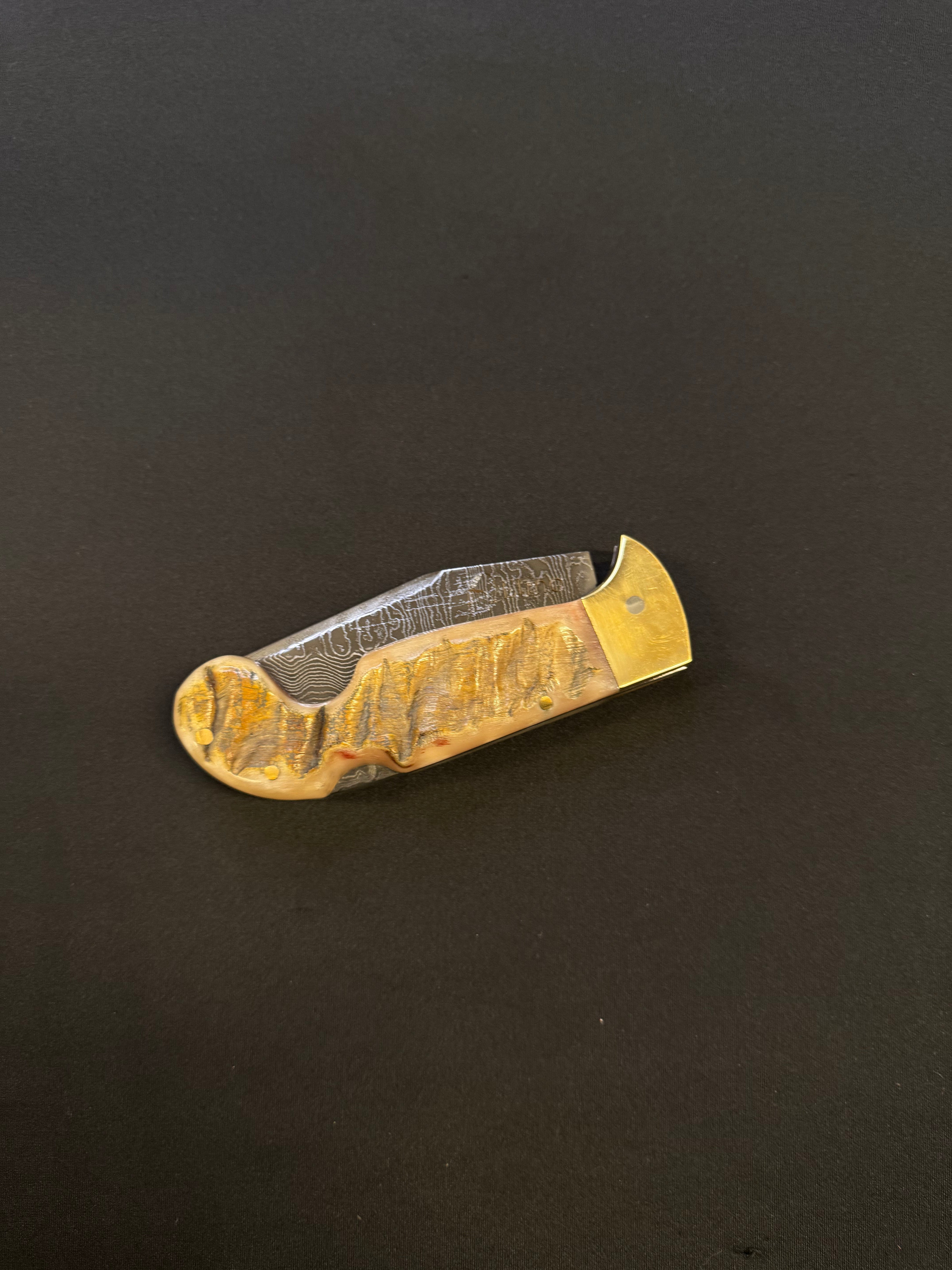 Canivetes em Aço Damasco - Elmo