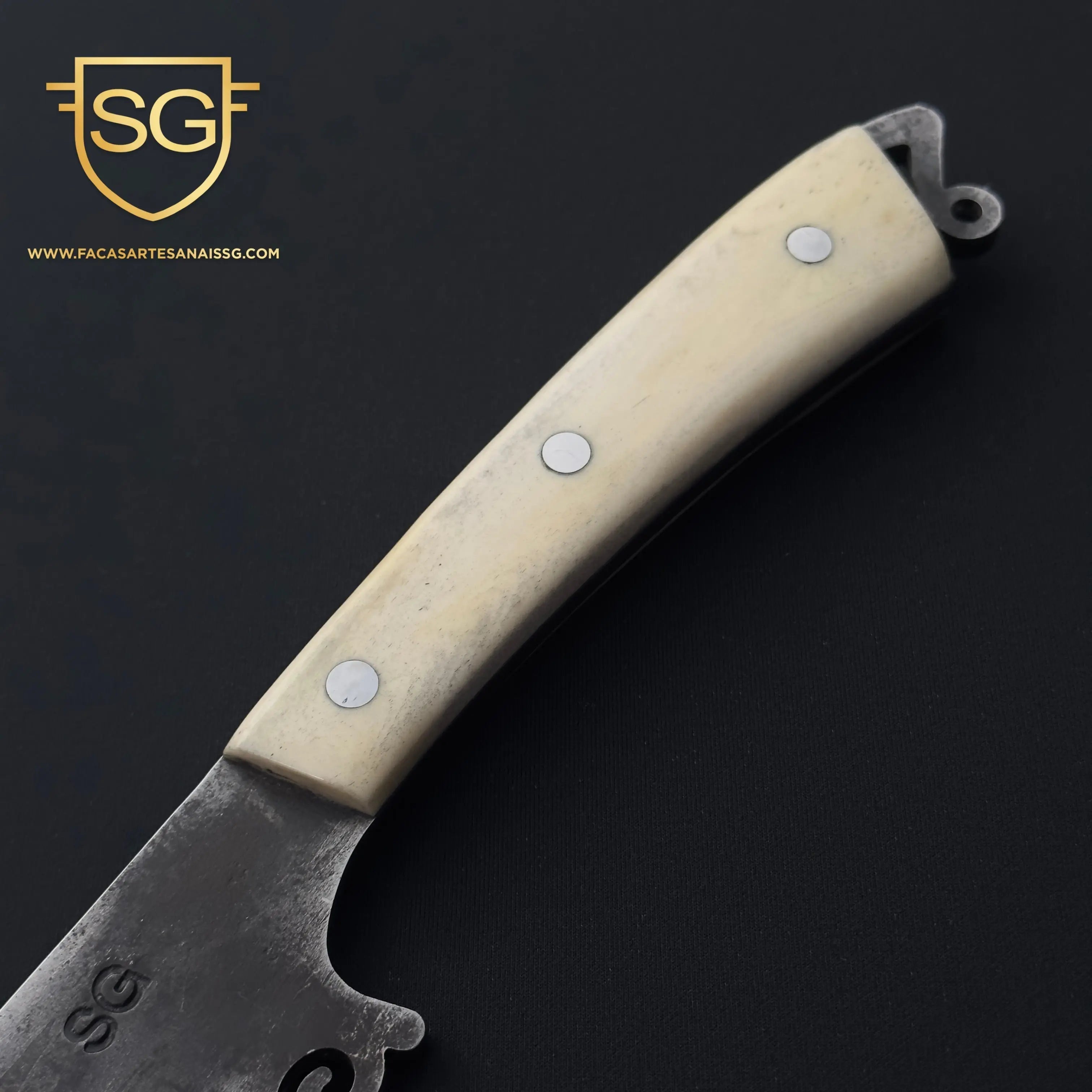 Picaço Carbono Osso